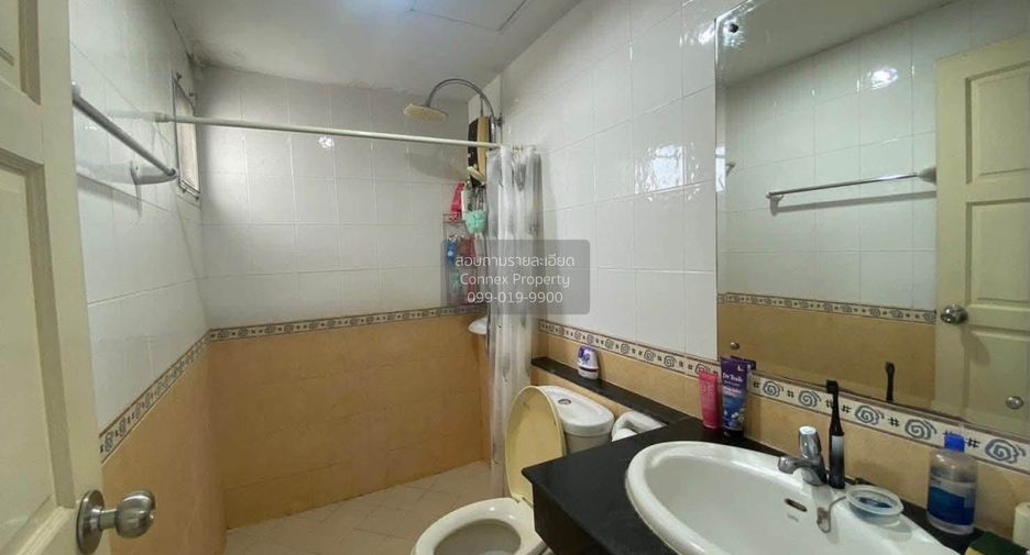 For rent 2 bedrooms condo in Lat Phrao, Bangkok