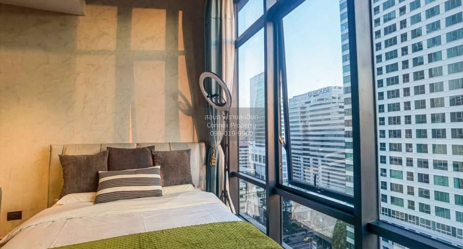 For rent 2 bedrooms condo in Watthana, Bangkok
