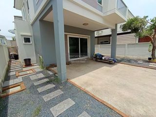 出租 3 卧室 独立屋 在 Bang Sao Thong, Samut Prakan