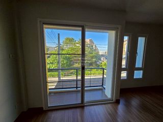 Reihenhaus zur Miete mit 4 Zimmer in Lat Krabang, Bangkok