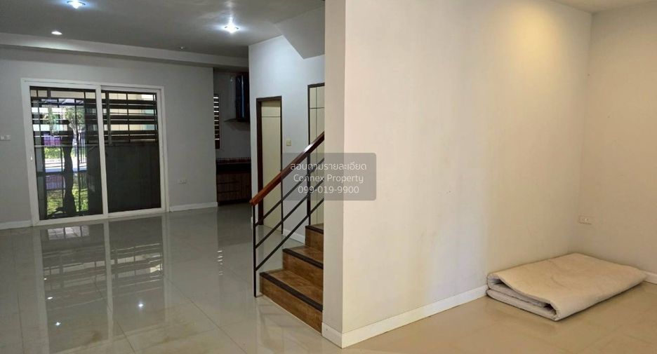 Reihenhaus zur Miete mit 4 Zimmer in Lat Krabang, Bangkok