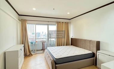 For rent 1 bed condo in Pathum Wan, Bangkok
