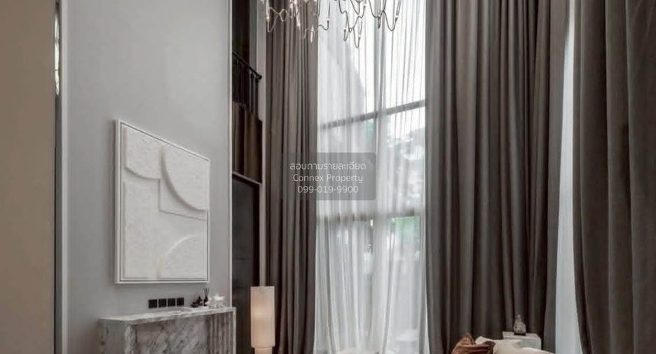 For rent 5 bedrooms house in Phra Khanong, Bangkok