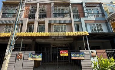 Reihenhaus zur Miete mit 3 Zimmer in Chom Thong, Bangkok