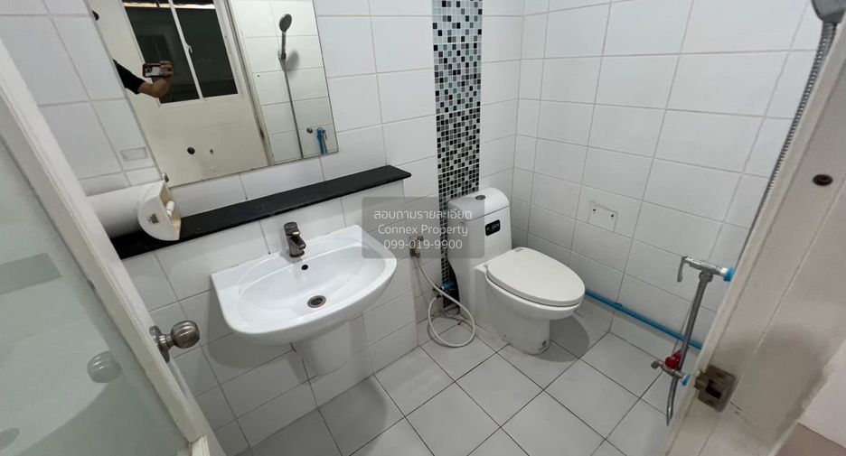 Reihenhaus zur Miete mit 3 Zimmer in Chom Thong, Bangkok