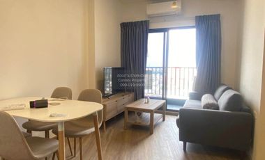 Condo en alquiler de 2 habitaciones en Huai Khwang, Bangkok
