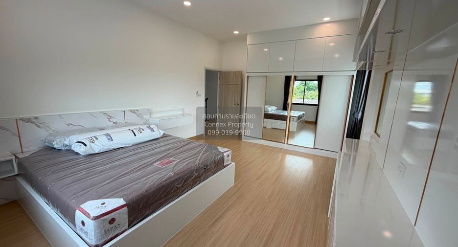À louer 5 chambres villa à Suan Luang, Bangkok