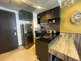 Wohnung zur Miete mit 1 Zimmer in Khlong San, Bangkok