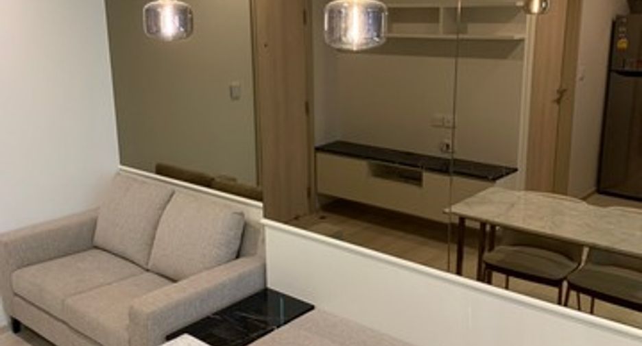 Wohnung zur Miete mit 1 Zimmer in Pathum Wan, Bangkok