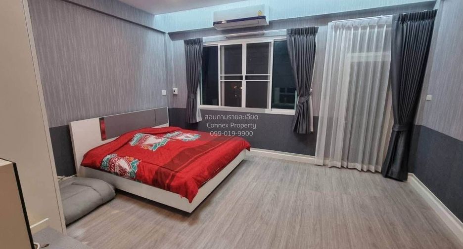 Reihenhaus zur Miete mit 4 Zimmer in Din Daeng, Bangkok