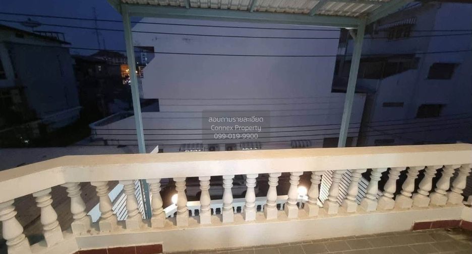 Reihenhaus zur Miete mit 4 Zimmer in Din Daeng, Bangkok