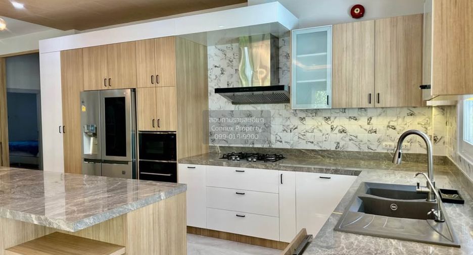 For rent 6 bedrooms house in Huay Yai, Pattaya
