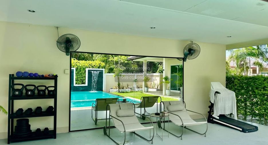 For rent 6 bedrooms house in Huay Yai, Pattaya