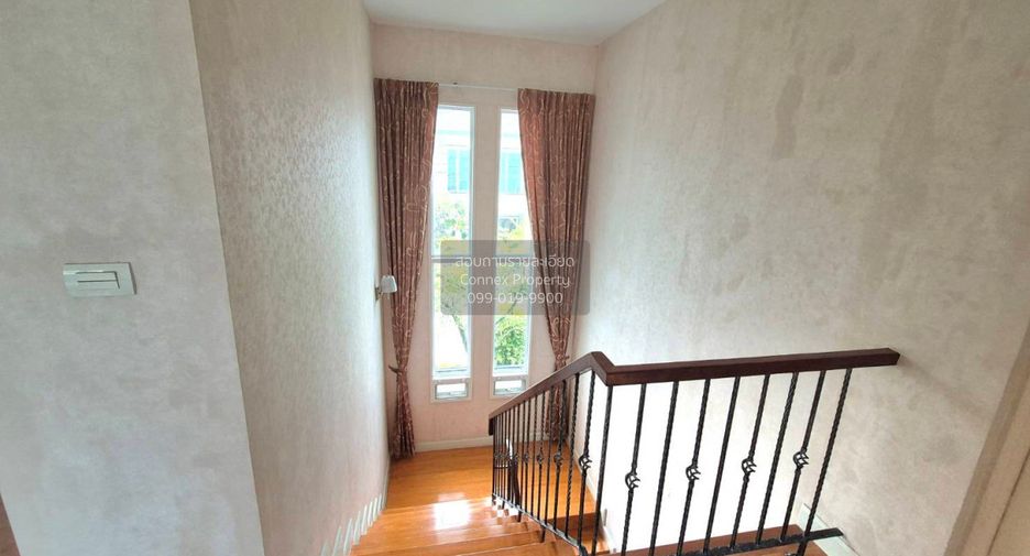 For rent 4 bedrooms house in Khan Na Yao, Bangkok