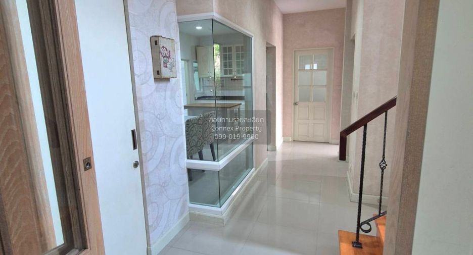 For rent 4 bedrooms house in Khan Na Yao, Bangkok