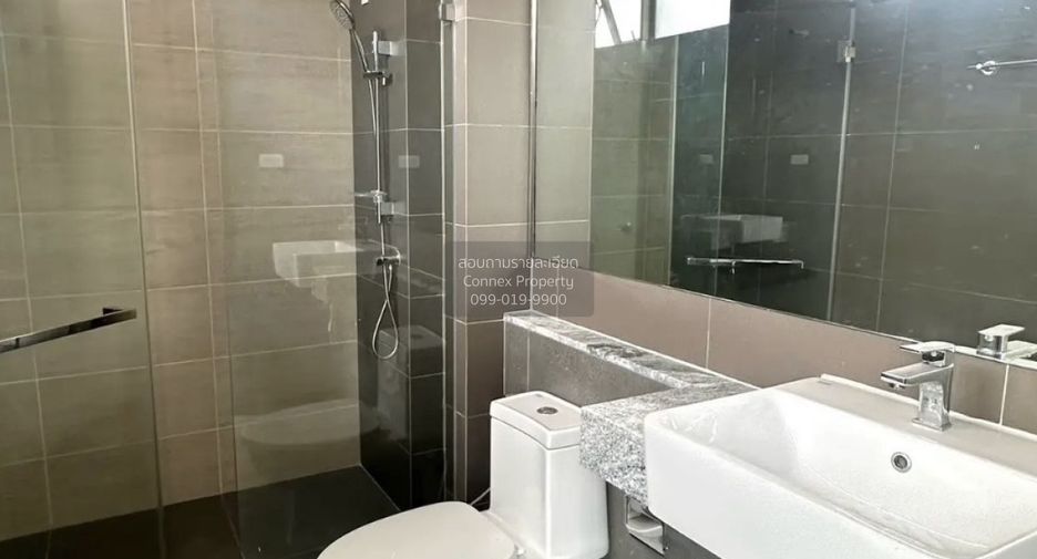 For rent 4 ベッドルーム townhouse in Bang Khen, Bangkok