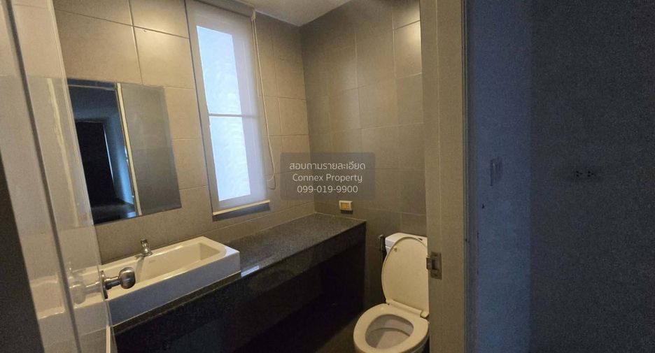 For rent 4 ベッドルーム townhouse in Wang Thonglang, Bangkok