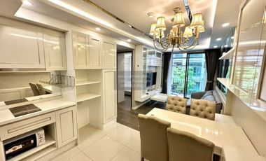 À louer 2 chambres condo à Huai Khwang, Bangkok