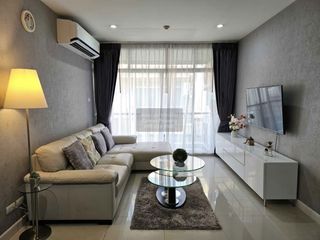 À louer 2 chambres condo à Din Daeng, Bangkok
