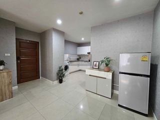 À louer 2 chambres condo à Din Daeng, Bangkok