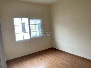 Reihenhaus zum Kauf mit 3 Zimmer in Bueng Kum, Bangkok