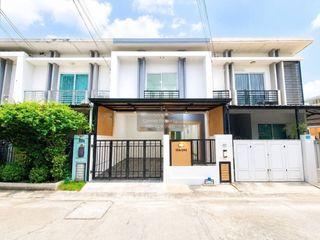 For sale 3 bedrooms townhouse in Bang Kruai, Nonthaburi