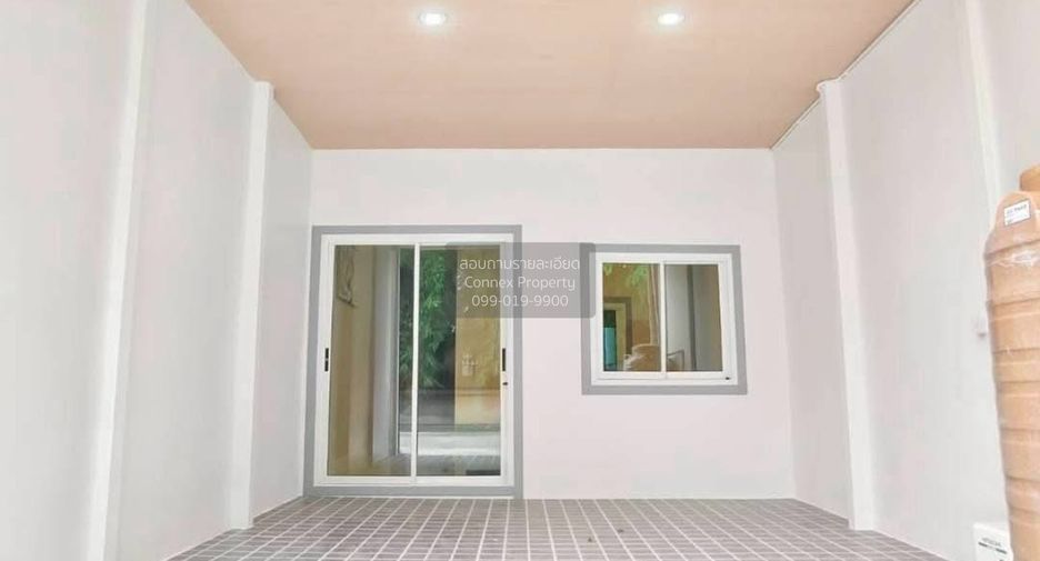 Casa adosada en venta de 3 habitaciones en Mueang Nonthaburi, Nonthaburi