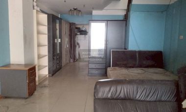 Casa adosada en venta de 3 habitaciones en Khlong Sam Wa, Bangkok