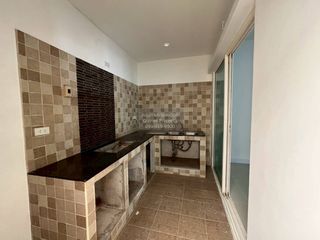 Reihenhaus zum Kauf mit 3 Zimmer in Saphan Sung, Bangkok