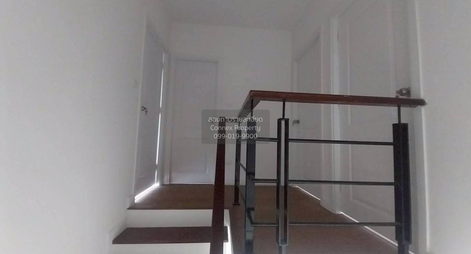 Reihenhaus zum Kauf mit 3 Zimmer in Lat Krabang, Bangkok