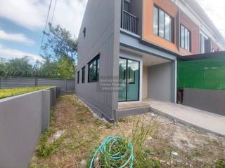 Reihenhaus zum Kauf mit 3 Zimmer in Lat Krabang, Bangkok