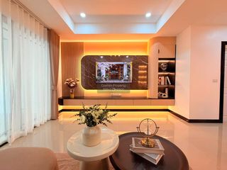Reihenhaus zum Kauf mit 3 Zimmer in Bang Lamung, Chonburi