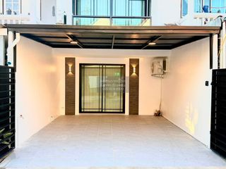 Reihenhaus zum Kauf mit 3 Zimmer in Bang Lamung, Chonburi