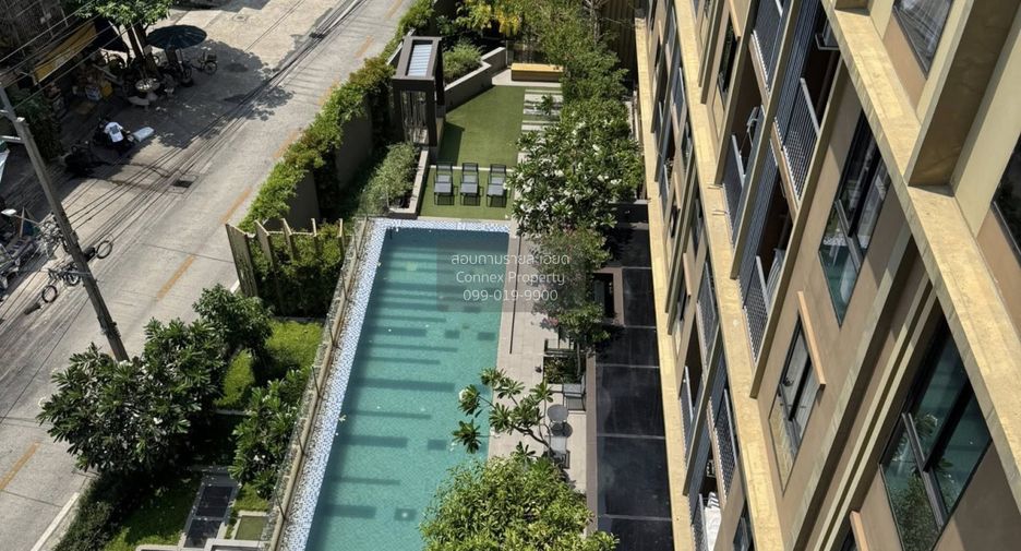 For sale 2 bedrooms condo in Phra Khanong, Bangkok