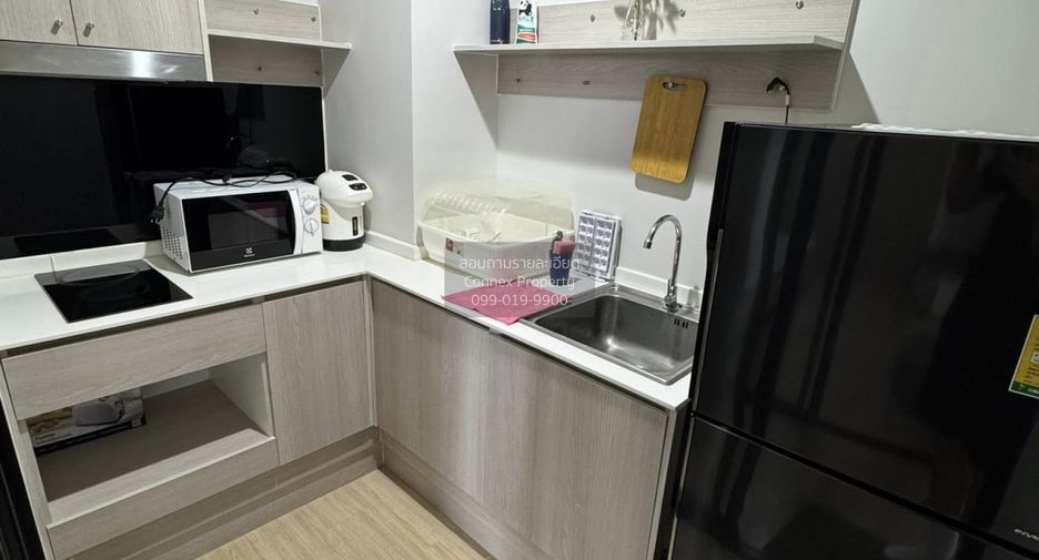 For sale 2 bedrooms condo in Phra Khanong, Bangkok