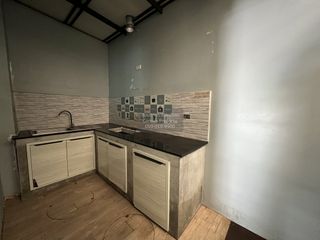 Casa adosada en venta de 3 habitaciones en Bang Khen, Bangkok