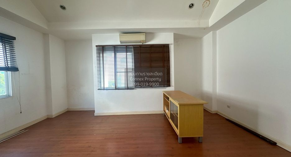 Reihenhaus zum Kauf mit 3 Zimmer in Bueng Kum, Bangkok