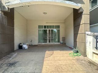 Reihenhaus zum Kauf mit 3 Zimmer in Bueng Kum, Bangkok