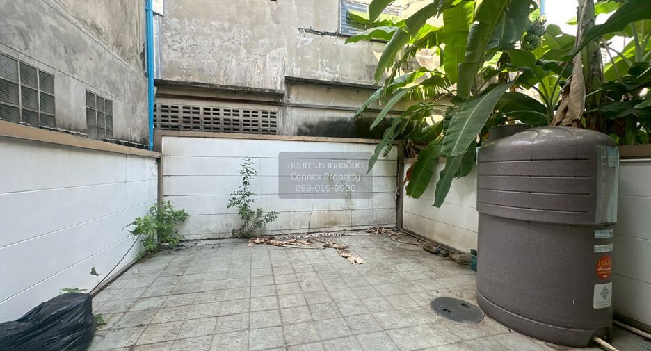 Reihenhaus zum Kauf mit 3 Zimmer in Bueng Kum, Bangkok