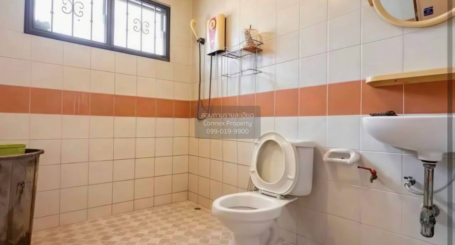 Haus zum Kauf mit 3 Zimmer in Pak Kret, Nonthaburi