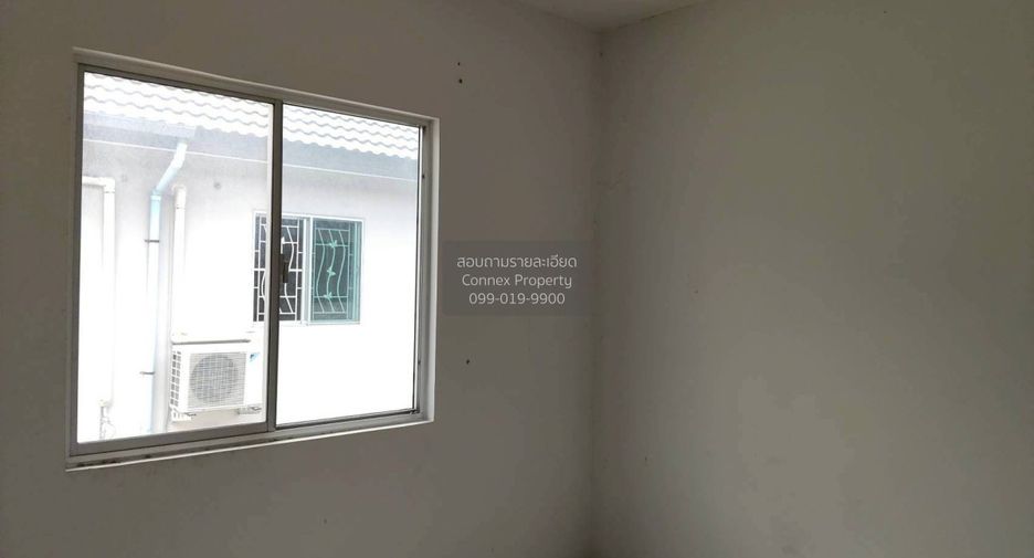 Casa adosada en venta de 2 habitaciones en Bang Khen, Bangkok