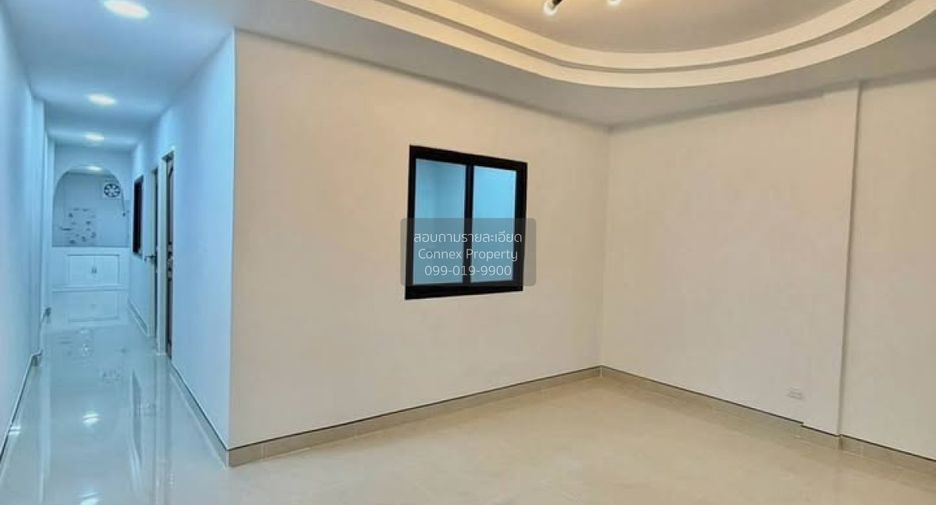 For sale 2 bedrooms townhouse in Sai Noi, Nonthaburi