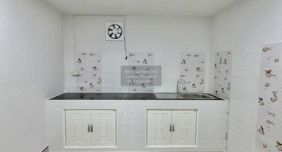 For sale 2 bedrooms townhouse in Sai Noi, Nonthaburi