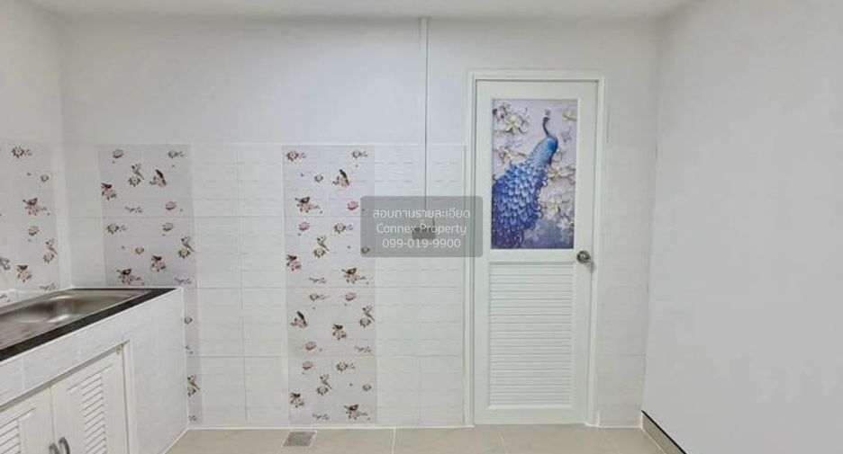 For sale 2 bedrooms townhouse in Sai Noi, Nonthaburi