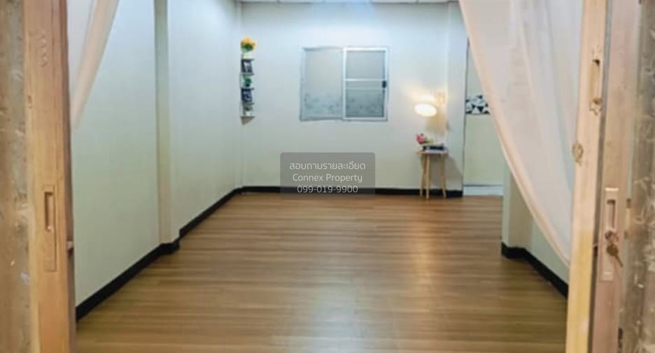 Casa adosada en venta de 3 habitaciones en Nong Khaem, Bangkok