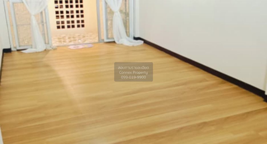 Casa adosada en venta de 3 habitaciones en Nong Khaem, Bangkok