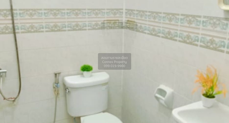 Casa adosada en venta de 3 habitaciones en Nong Khaem, Bangkok