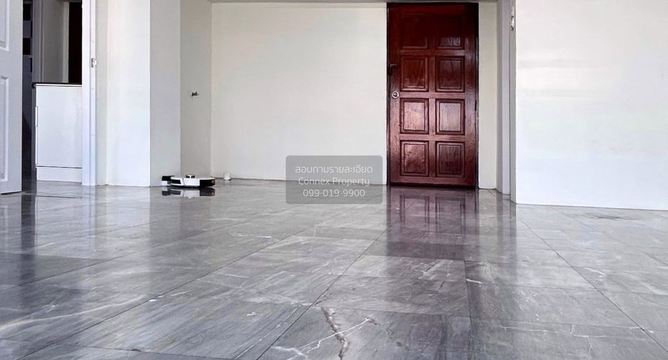 For sale 2 bedrooms condo in Chatuchak, Bangkok