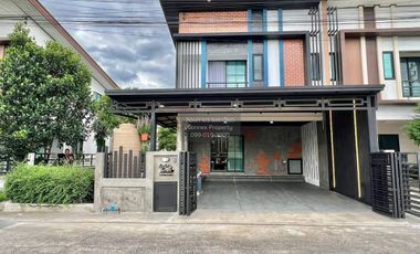 出售 3 卧室 联排别墅 在 Lam Luk Ka, Pathum Thani