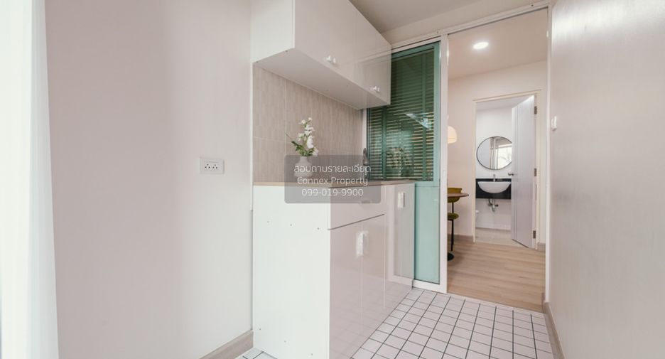 À vendre 1 chambre condo à Phra Khanong, Bangkok